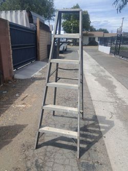 6ft alluminum ladder