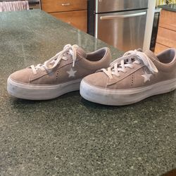 Converse Suede Women Sz 8.5 Slight Lift-1”? 