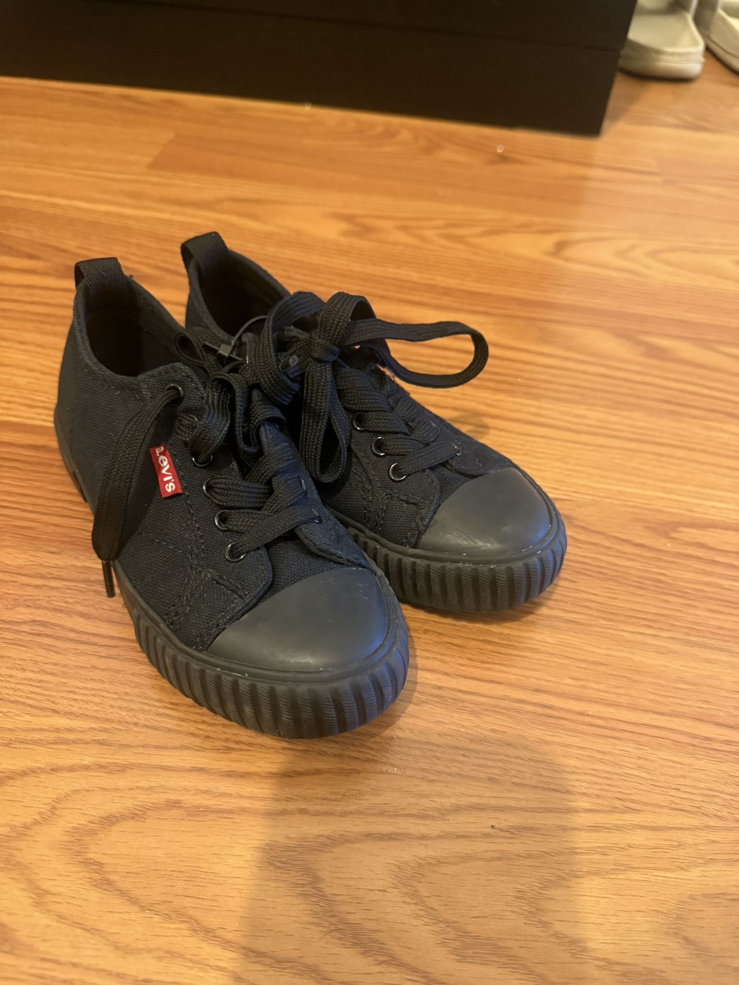 Levi’s Boys Shoes 12C