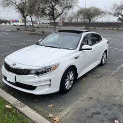 2018 KIA Optima