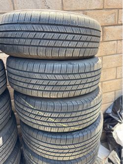 195/65r15 Michelin  tires en excelentes condiciones de vida las 4