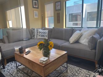 Like new L shaped Grey Couch