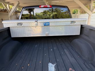 Truck toolbox