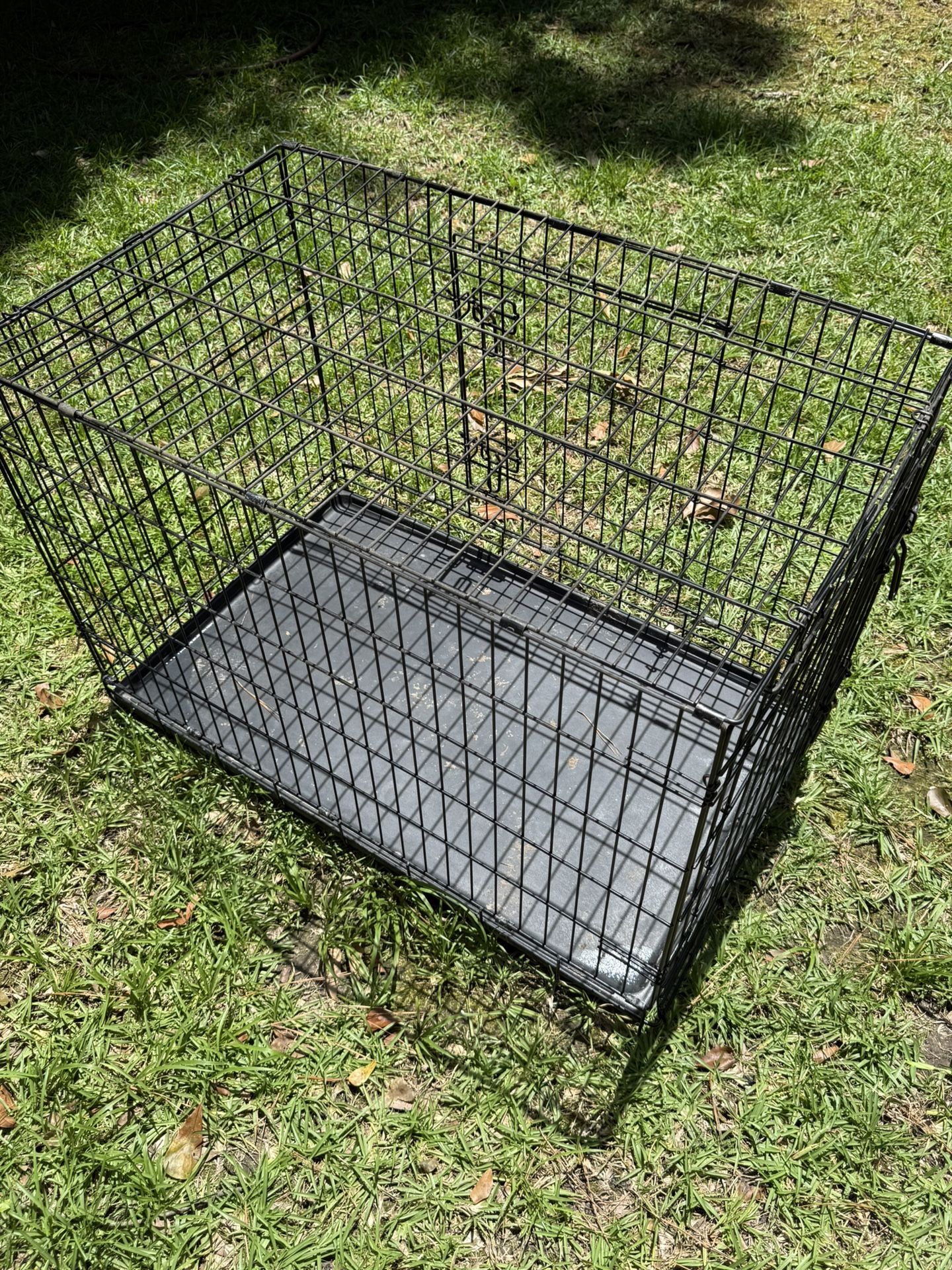Metal Dog Crate - Medium