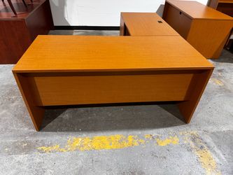 OFFICE/HOME DESK L-SHAPE DESK