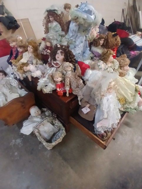 All Types Of Dolls Read Below