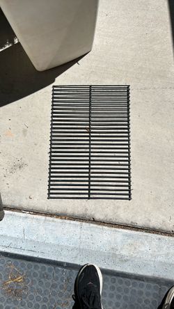 Barbecue or oven shelf