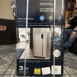 14,000 BTU, 700 sq. ft. UV-Carelight AC Portable Air Conditioner De’Longhi Pinguino 3-in-1 Cooling Dehumidifying Fan Mode and UV-C Protection, $579.99