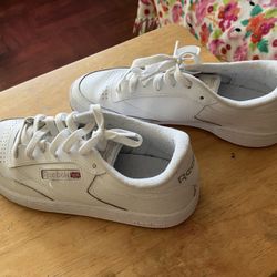 Reebok Classic White Shoes Size 7.5