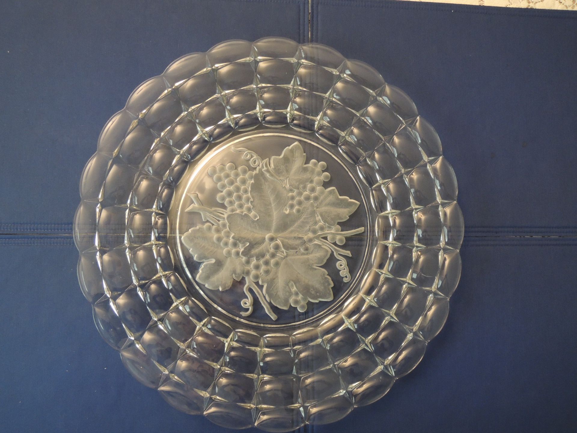 Vintage 18 Inch Glass Cake Plate