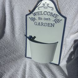 Cute Little Hanging Planter