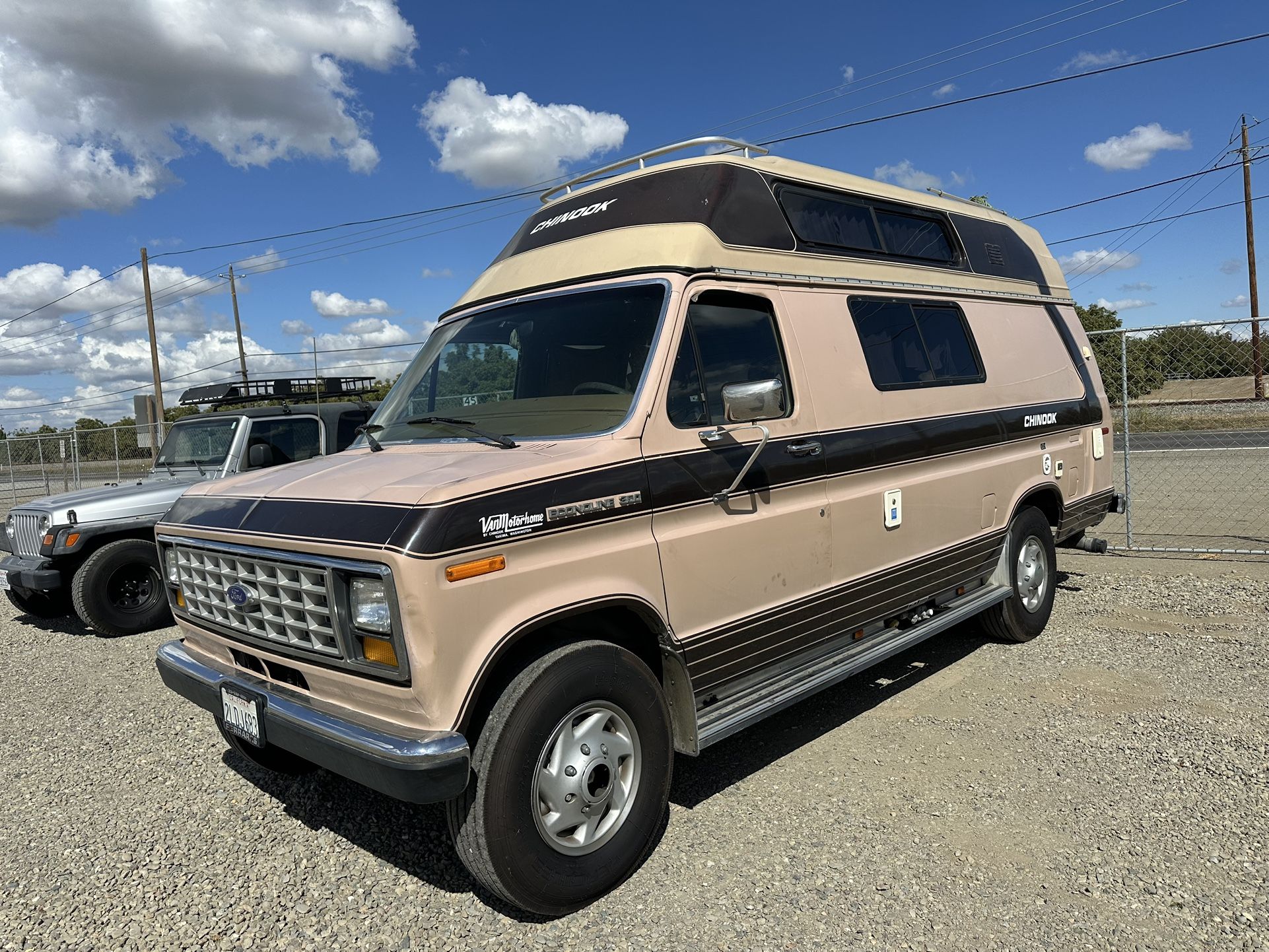 1988 FORD ECONOLINE CHINOOK