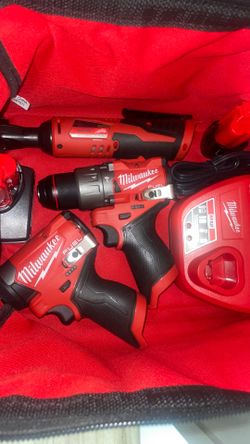 Milwaukee m12 set
