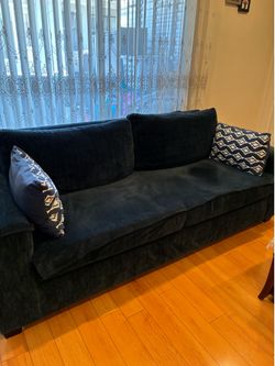 Excellent condition couches set of 2