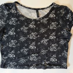 Full Tilt black crop top. Women’s M w/ white floral pattern