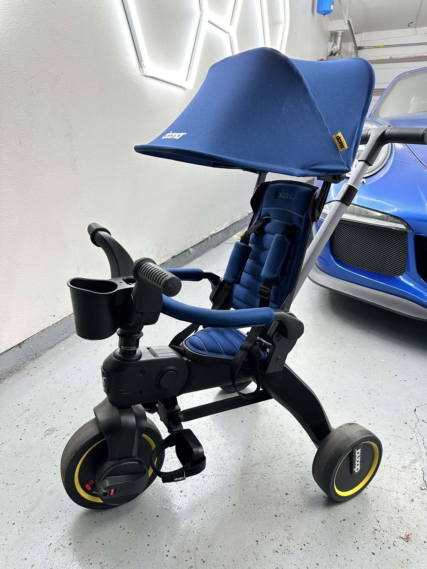 Doona Liki Trike S3, Royal Blue - 5-in-1 Compact, Foldable Tricycle - Suitable for Toddlers 10 to 36 Months