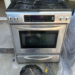 Stove/oven