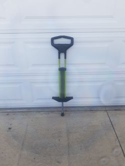 POGO STICK HEAVY DUTY SUPER FUN TOY