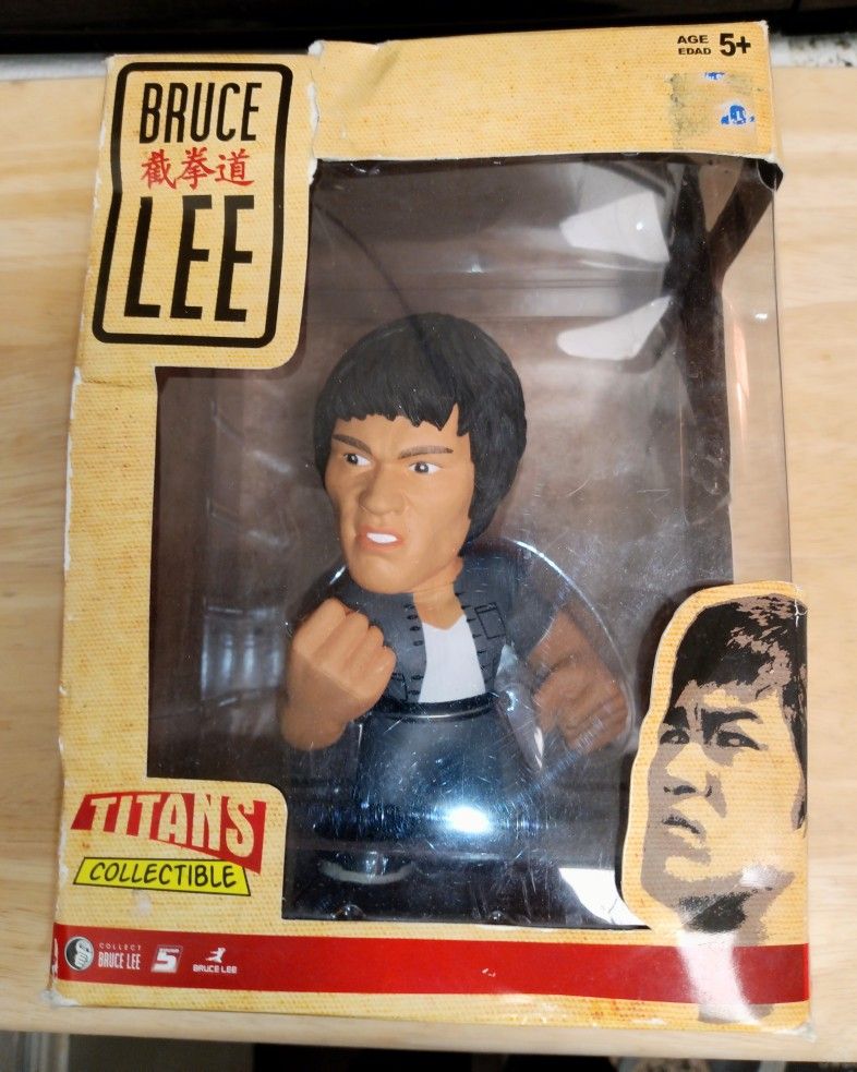 Bruce Lee Collectable Figure