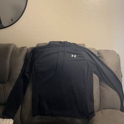 Women’s Under Armour Hoodie Size Large