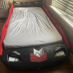 Race Car Bed 