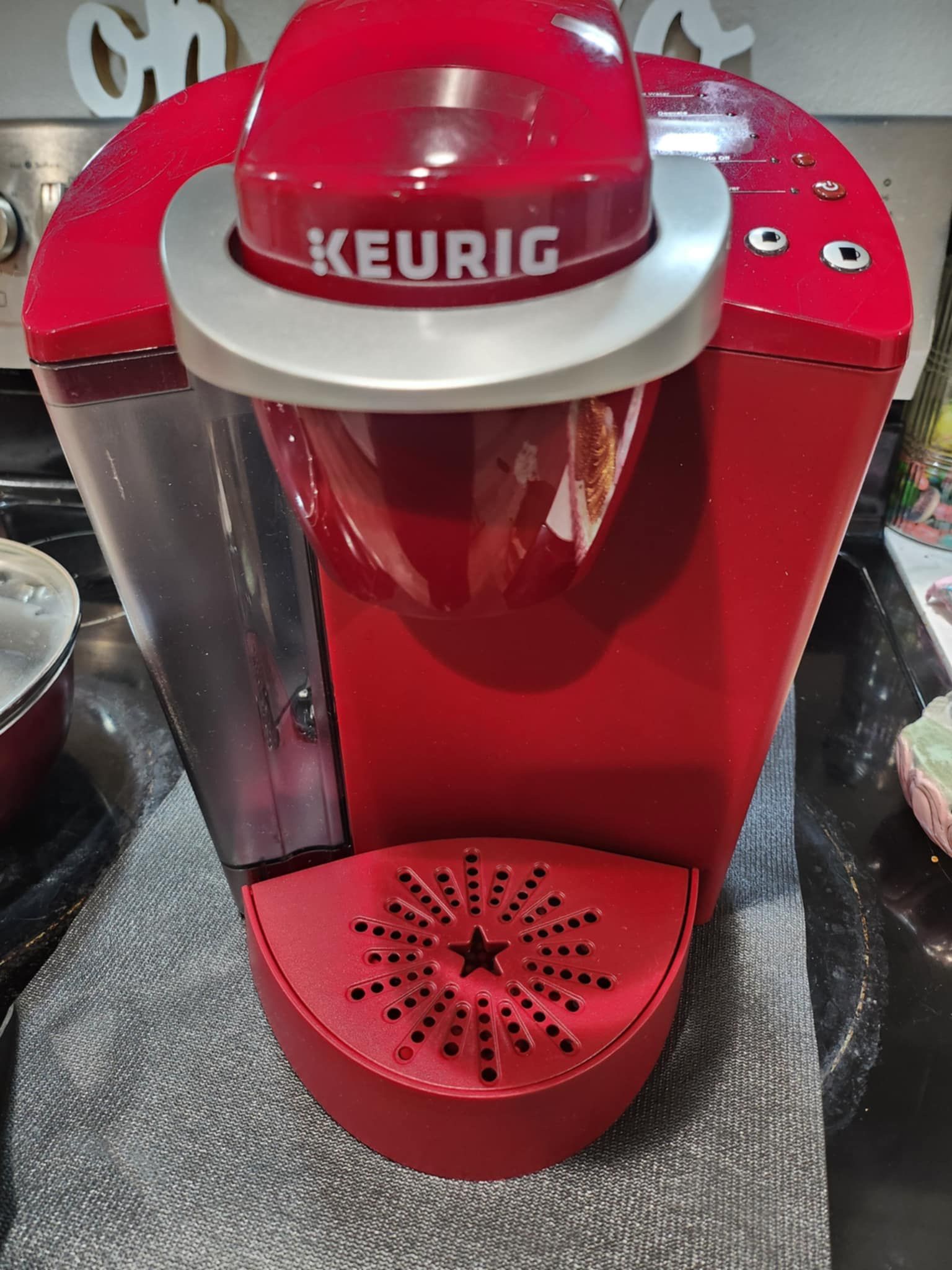 Red Single Serve Keurig Coffee Maker