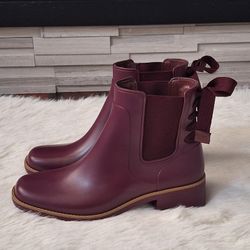 BERNARDO Made In Brazil Briton Rain Booties Garnet for women Size 9