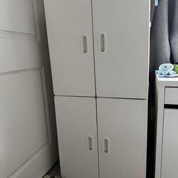 [moving sale] Ikea Smastad storage shelf