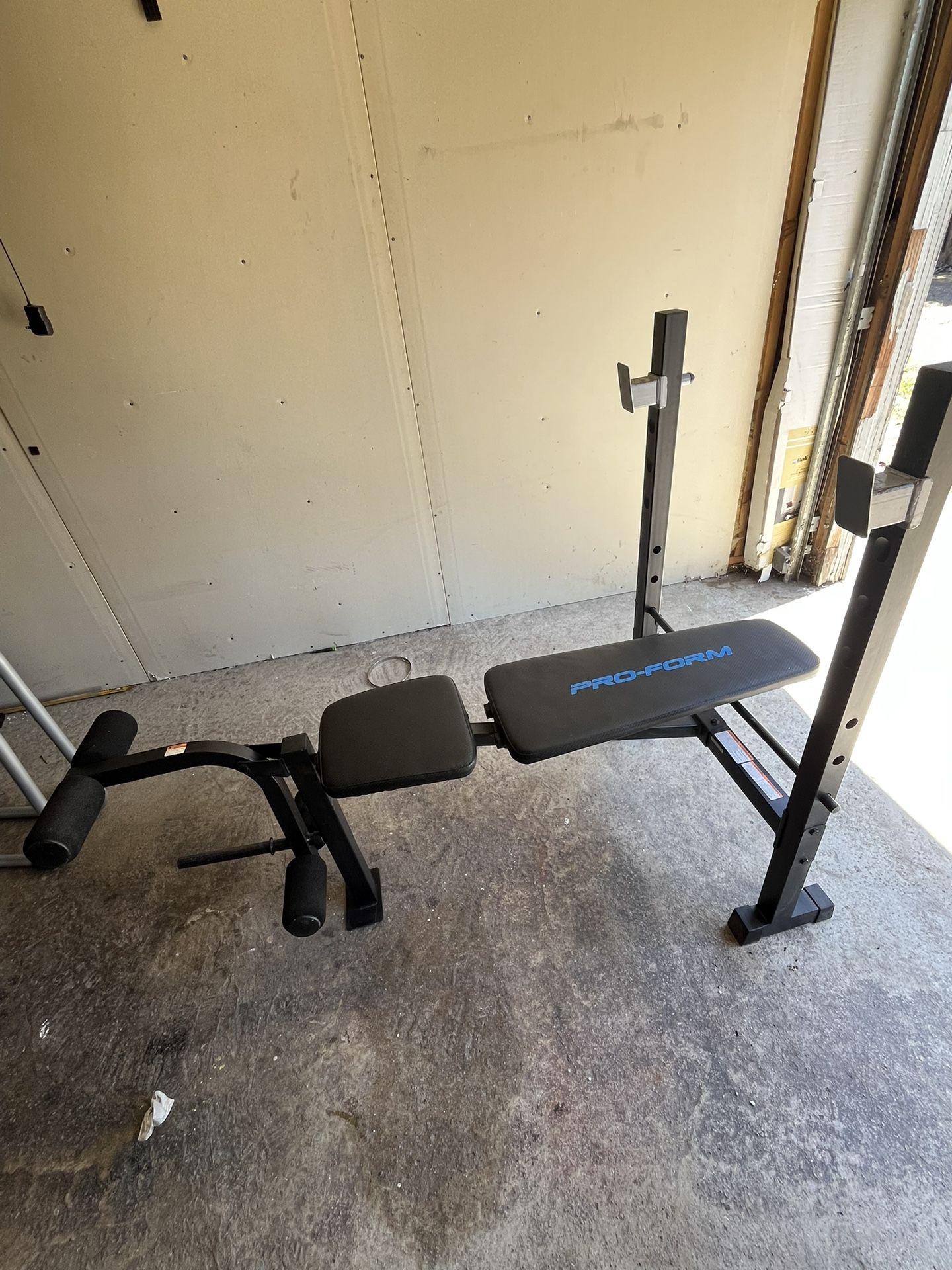 Weight Bench