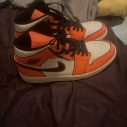 Jordan 1 Turf Orange Size 9.5