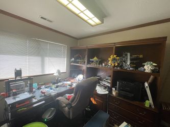 Beautiful 9 Piece Office Set 