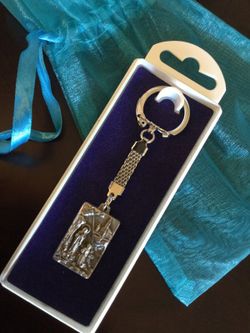 Made in Italy 🇮🇹 Silver Keychain holder / Religious engravings Art