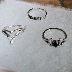 NEW SIZE 6 SET OF 3 MIX MATCH CASUAL TO DRESS TO IMPRESS  SILVER TITANIUM RINGS