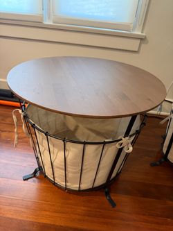 End table with storage