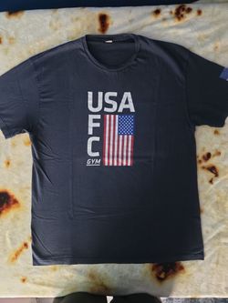 UFC X  USA shirt size xl