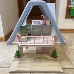 Little Tikes Vintage Dollhouse
