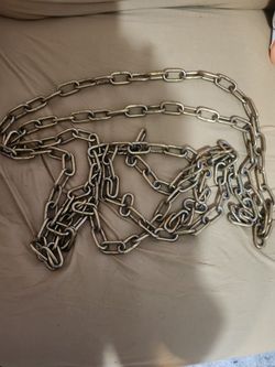 New CHain 15 FT Never USED  VERY GOOD CONNDISHIN