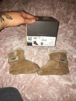 Uggs small