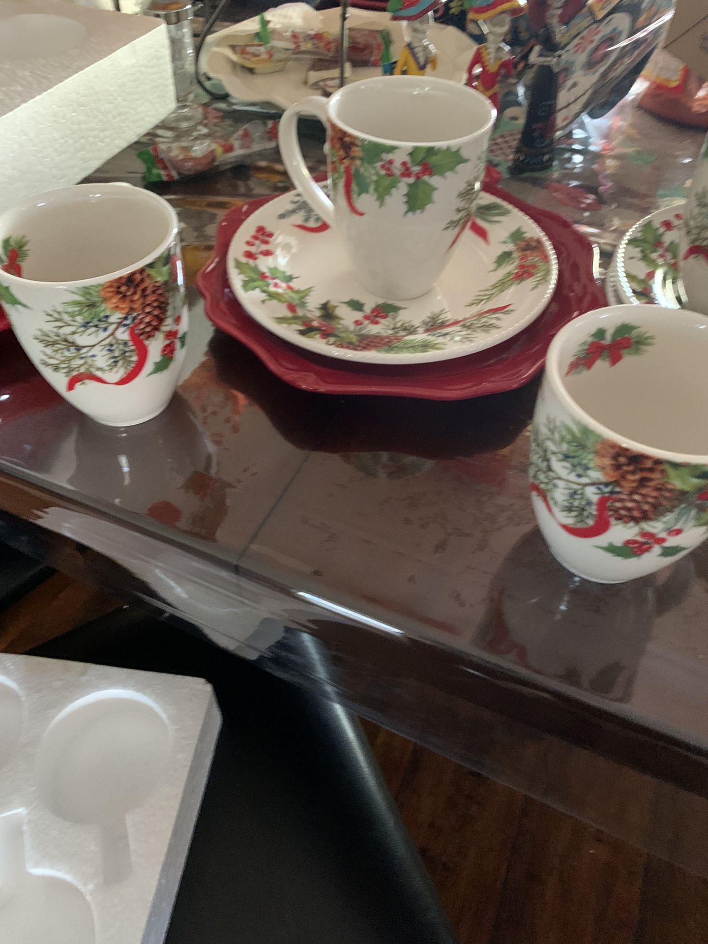 Jugo De 4 Plato’s Grande 4 Medianos 4 Tazas Grandes