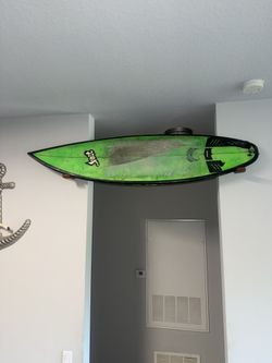 Surfboard Lost Mayhem 5’8” w/ “Hawaiian Gunrack” Mount