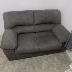 Loveseat 