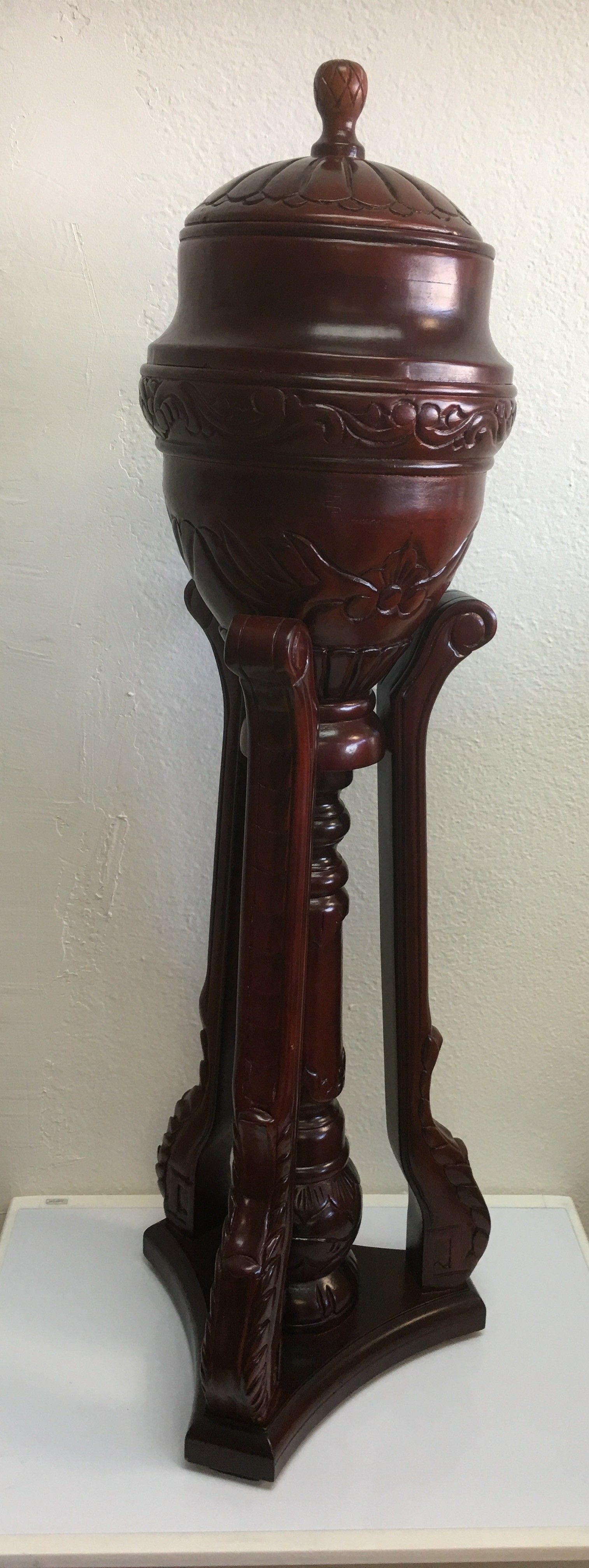 Lebrillo de pedestal agayu