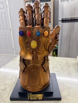 Gauntlet metal