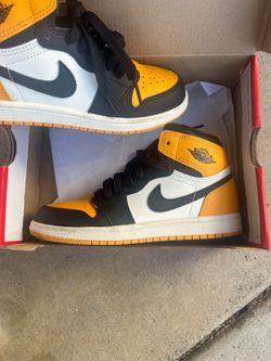 Size 3Y Jordan 1’s