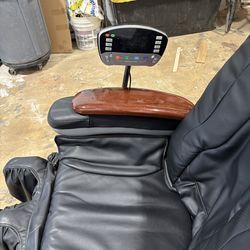 Massage reclining chair