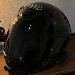 Shoei rf1400 + Cardo + Chinmount + Dark smoke visor