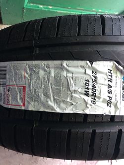 275/40R19 Sumitomo Tire