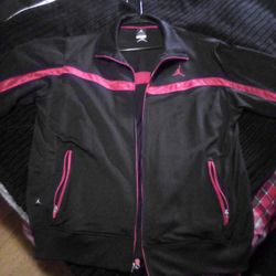 JORDAN MEN'S TRACK JACKET (size XL MEN'S)...NO TRADE 