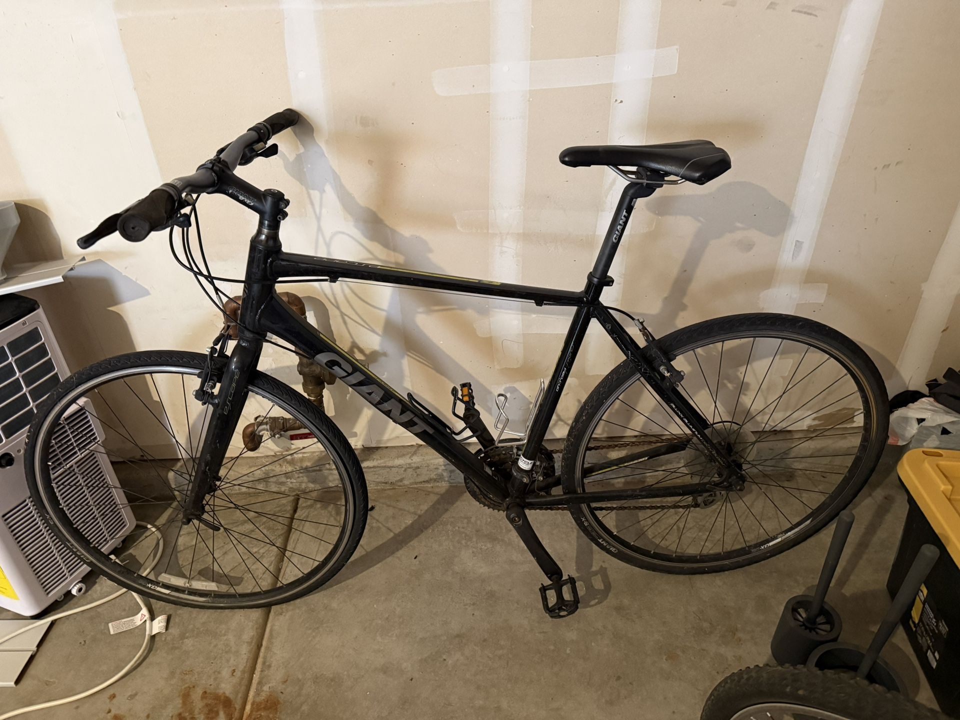 Giant Escape 2 Bicycle, Size Large