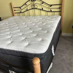 King Bed With NEW Beautyrest Mattress And Box Springs